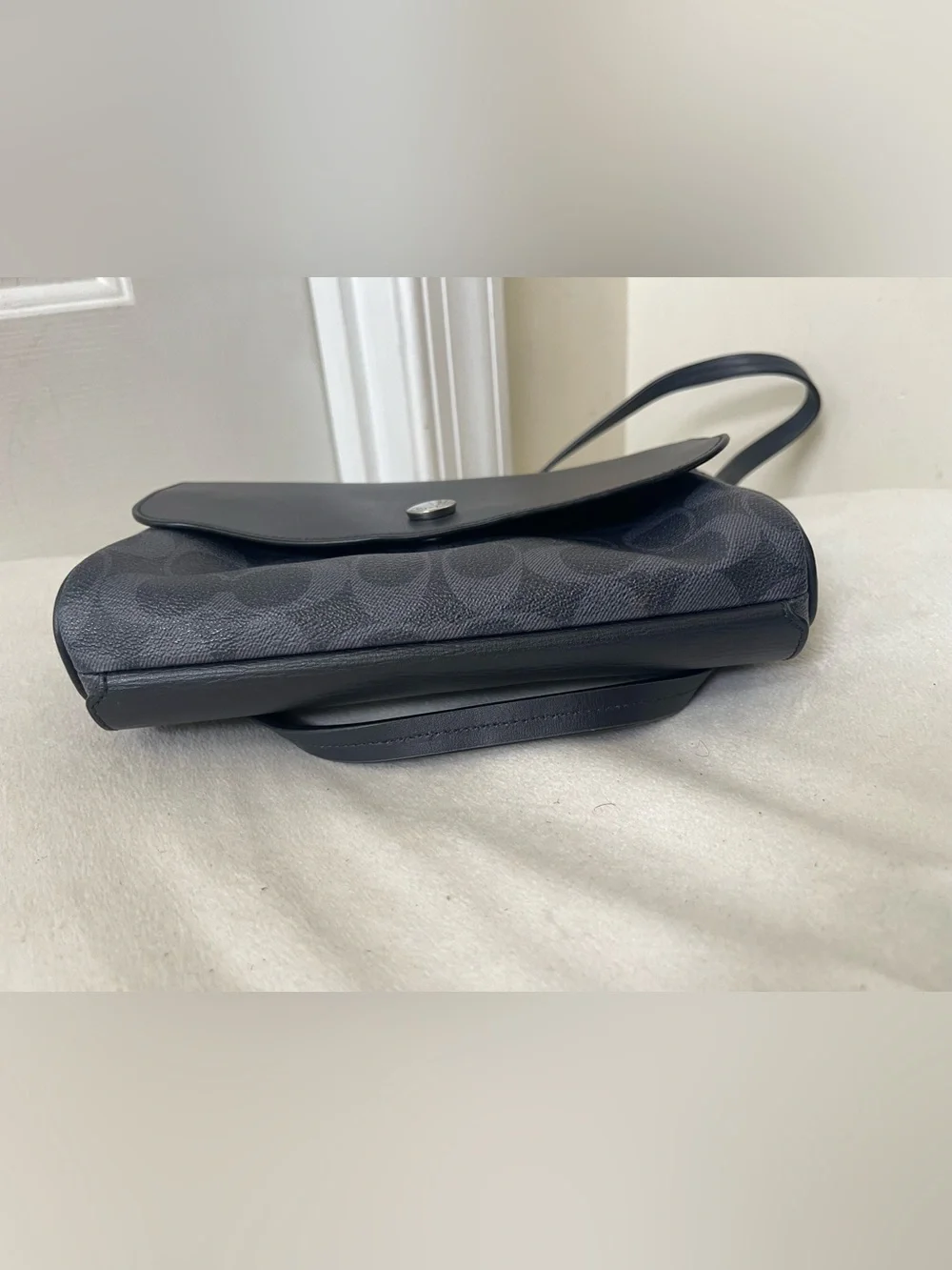 Coach crossbody featuring